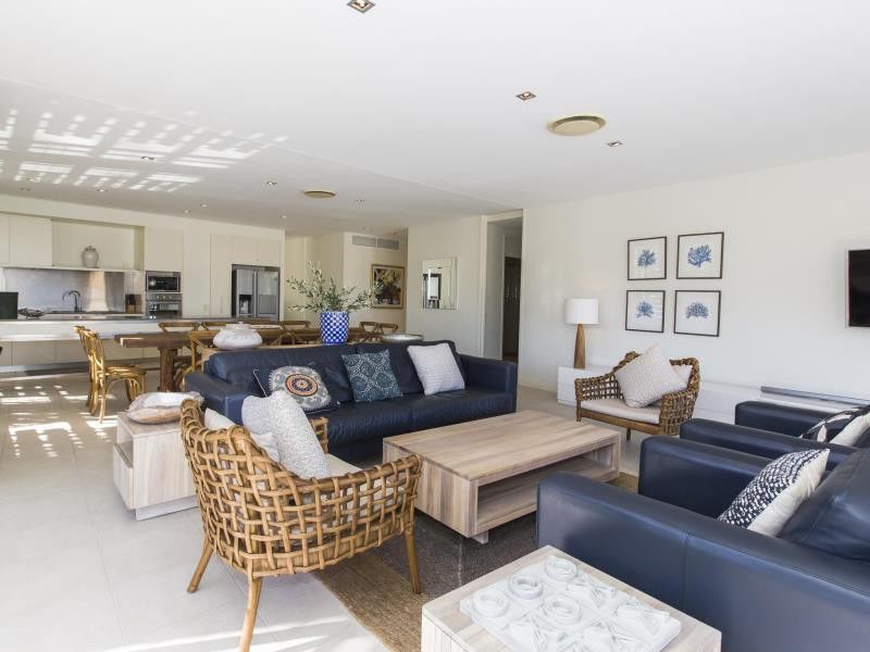 Hotel Peppers Blue On Blue Nelly Bay Exterior foto Living area